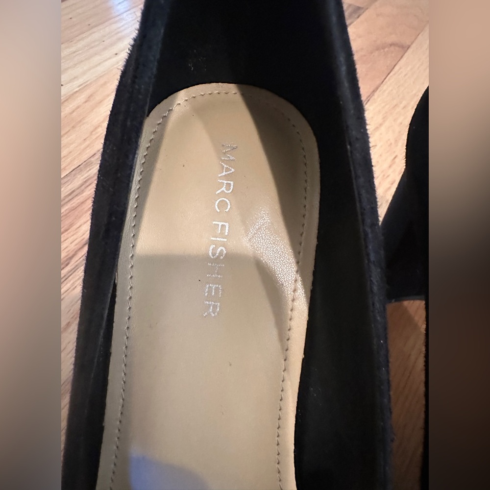 Marc Fisher Black Pointed Toe Pumps - Picture 6 of 8